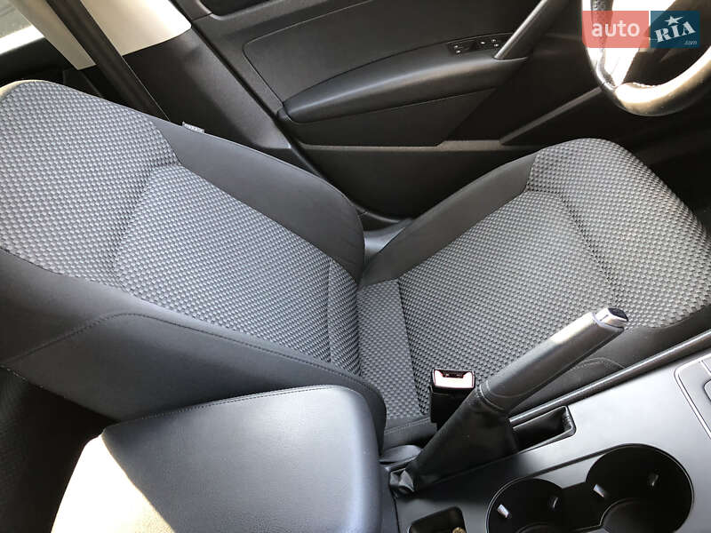 Седан Volkswagen Passat 2013 в Броварах