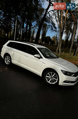 Универсал Volkswagen Passat 2017 в 