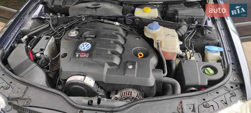 Универсал Volkswagen Passat 2002 в Сумах