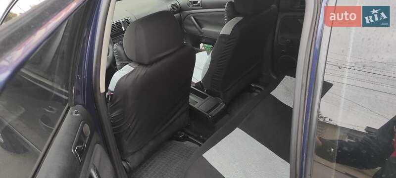 Универсал Volkswagen Passat 2002 в Сумах