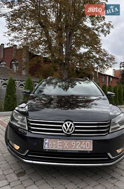 Универсал Volkswagen Passat 2012 в Львове