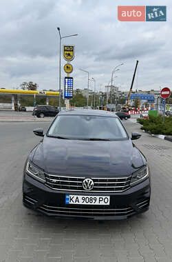 Седан Volkswagen Passat 2018 в 