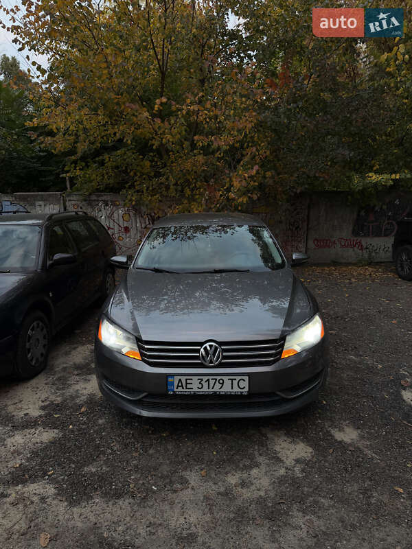 Седан Volkswagen Passat 2012 в Днепре фото 6 Седан Volkswagen Passat 2012 в Днепре