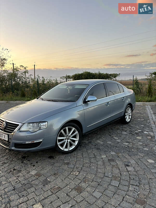 Седан Volkswagen Passat 2010 в Иршаве