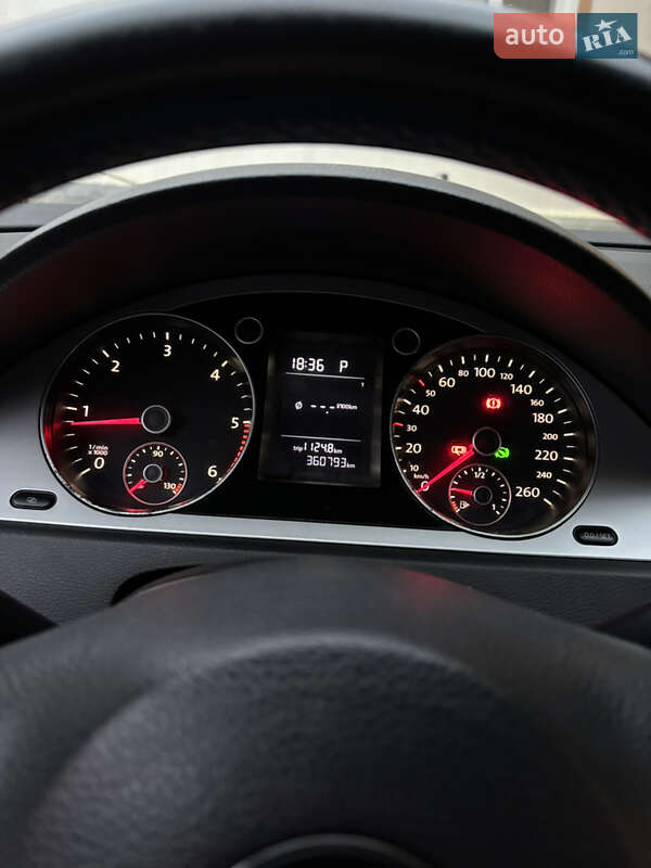 Седан Volkswagen Passat 2010 в Иршаве