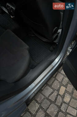 Седан Volkswagen Passat 2010 в 