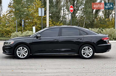 Седан Volkswagen Passat 2021 в 