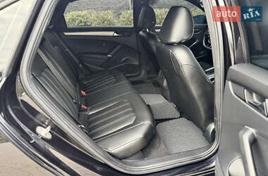 Седан Volkswagen Passat 2021 в 