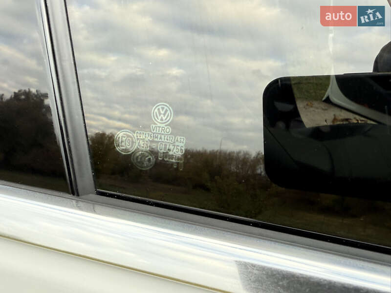 Седан Volkswagen Passat 2015 в Дубні фото 42 Седан Volkswagen Passat 2015 в Дубні