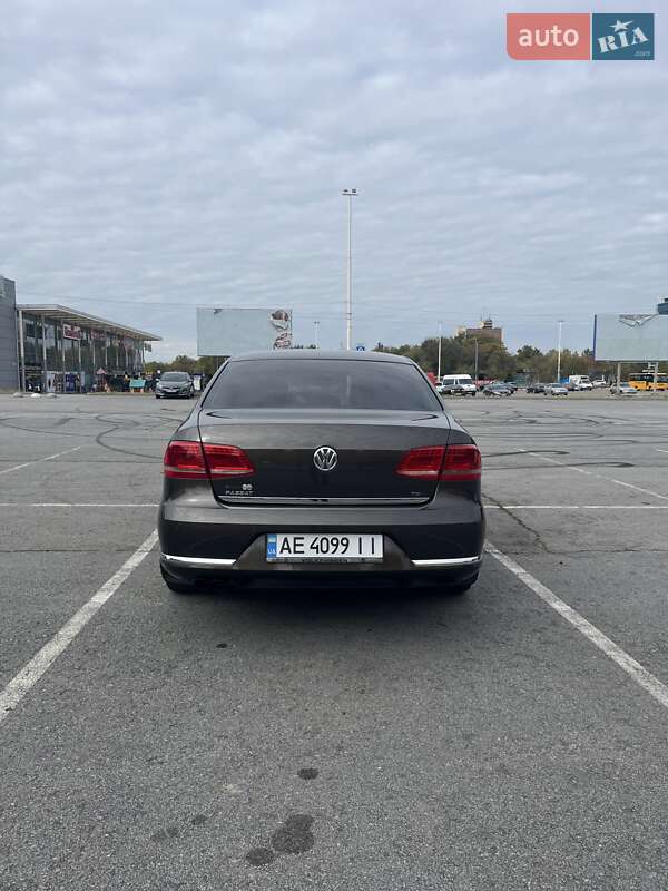 Седан Volkswagen Passat 2011 в Запорожье