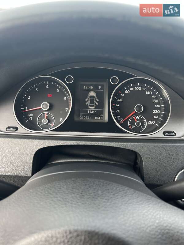 Седан Volkswagen Passat 2011 в Запорожье