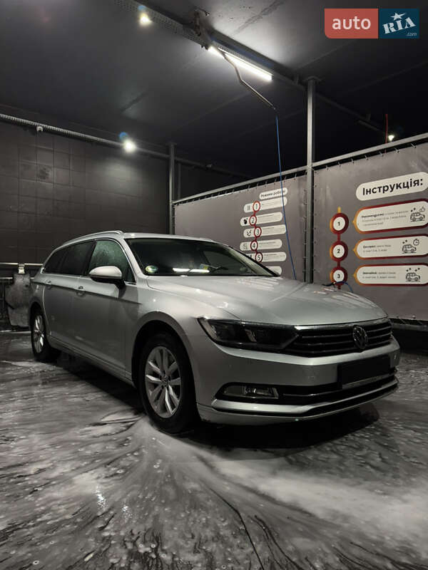 Універсал Volkswagen Passat 2017 в Києві фото 6 Універсал Volkswagen Passat 2017 в Києві