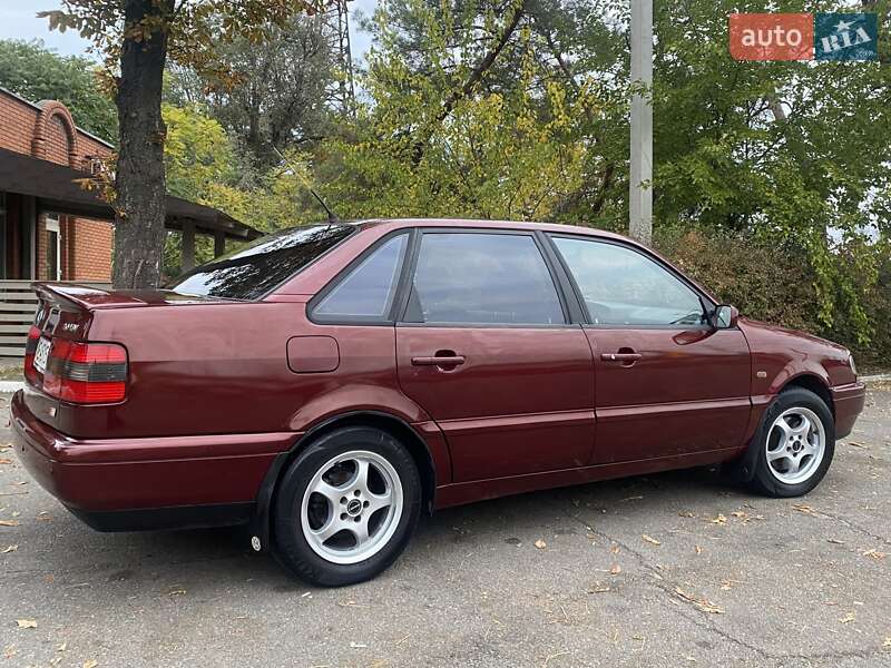 Седан Volkswagen Passat 1994 в Днепре фото 8 Седан Volkswagen Passat 1994 в Днепре