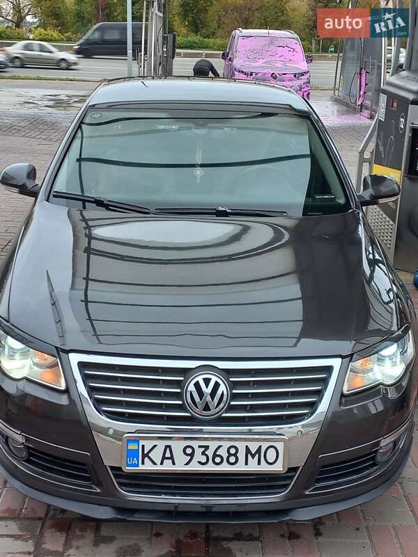 Седан Volkswagen Passat 2007 в Киеве