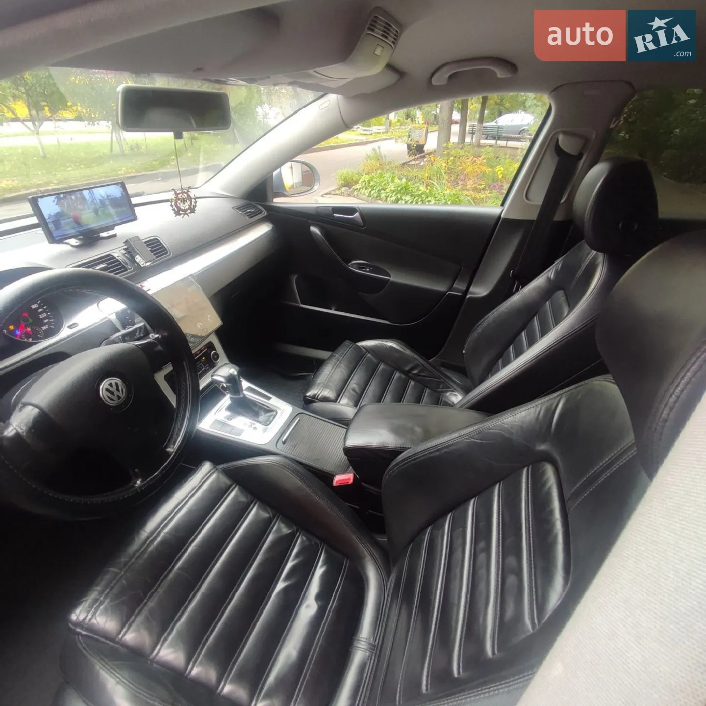 2010 Volkswagen Passat - мініатюра 5