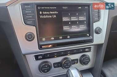 Универсал Volkswagen Passat 2015 в 