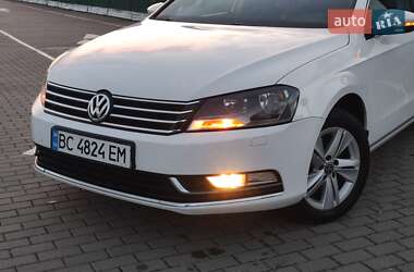 Универсал Volkswagen Passat 2012 в 