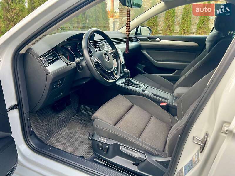 Седан Volkswagen Passat 2017 в Полтаве фото 41 Седан Volkswagen Passat 2017 в Полтаве