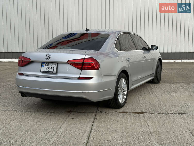 Седан Volkswagen Passat 2015 в Чернівцях