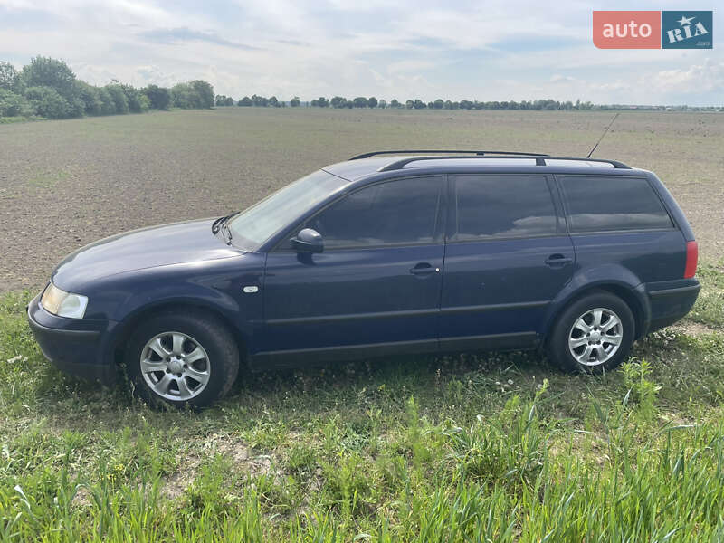 Универсал Volkswagen Passat 2000 в  фото Универсал Volkswagen Passat 2000 в