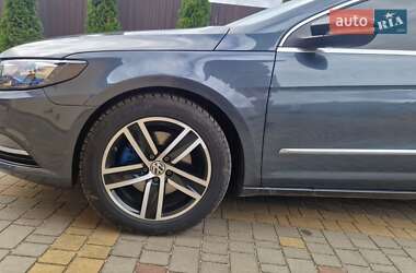 Седан Volkswagen Passat 2012 в 
