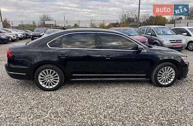 Седан Volkswagen Passat 2017 в 