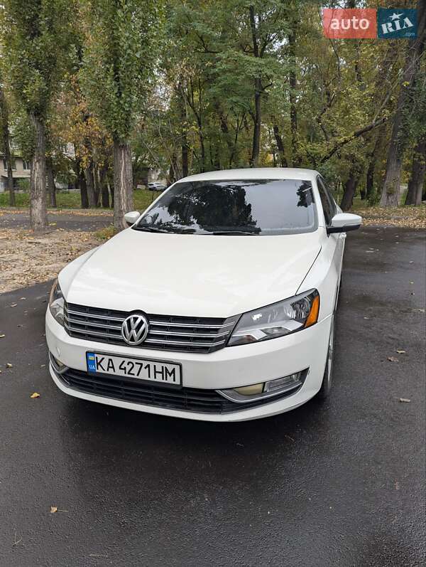 Седан Volkswagen Passat 2015 в 