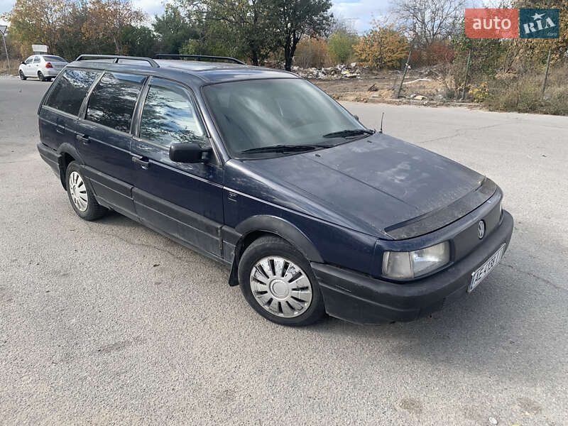 Універсал Volkswagen Passat 1989 в Дніпрі