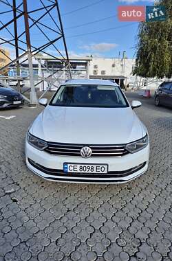 Универсал Volkswagen Passat 2015 в 