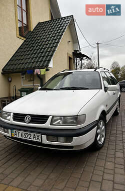 Універсал Volkswagen Passat 1996 в Калуші