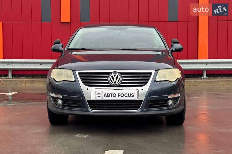 Седан Volkswagen Passat 2006 в Києві