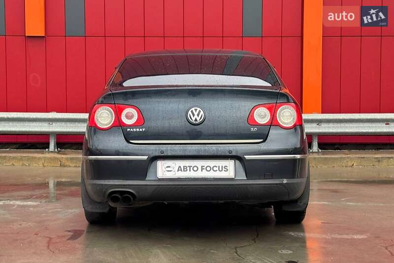 Седан Volkswagen Passat 2006 в Києві