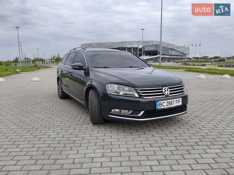 Універсал Volkswagen Passat 2012 в Львові фото 4 Універсал Volkswagen Passat 2012 в Львові