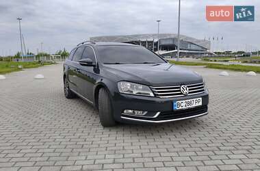 Универсал Volkswagen Passat 2012 в 