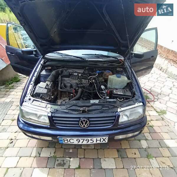Седан Volkswagen Passat 1994 в Львове фото 11 Седан Volkswagen Passat 1994 в Львове