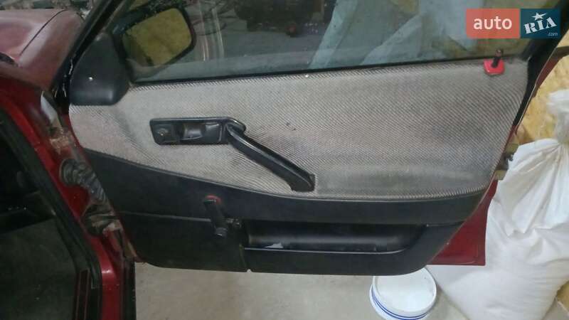 Седан Volkswagen Passat 1988 в Чернобае фото 16 Седан Volkswagen Passat 1988 в Чернобае