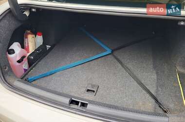 Седан Volkswagen Passat 2012 в 