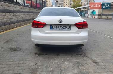Седан Volkswagen Passat 2012 в 
