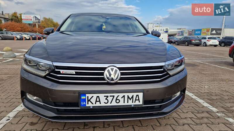 Седан Volkswagen Passat 2016 в Житомире фото 2 Седан Volkswagen Passat 2016 в Житомире