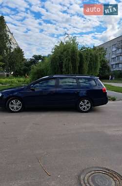 Универсал Volkswagen Passat 2009 в Житомире