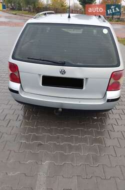Универсал Volkswagen Passat 2002 в  фото 3 Универсал Volkswagen Passat 2002 в