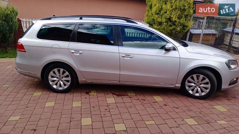 Универсал Volkswagen Passat 2011 в Шептицькому фото 10 Универсал Volkswagen Passat 2011 в Шептицькому