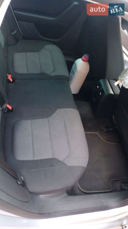 Универсал Volkswagen Passat 2011 в Шептицькому фото 13 Универсал Volkswagen Passat 2011 в Шептицькому