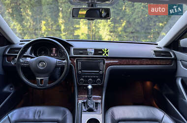Седан Volkswagen Passat 2012 в 