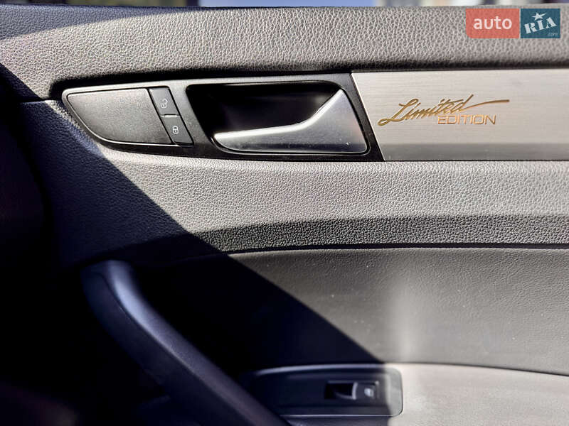 Седан Volkswagen Passat 2014 в Лозовой