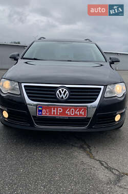Універсал Volkswagen Passat 2010 в Києві