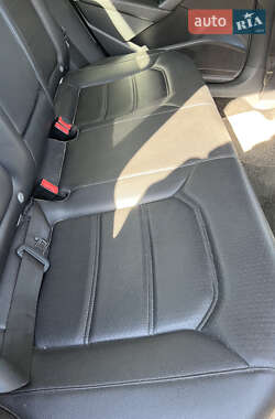 Седан Volkswagen Passat 2012 в 