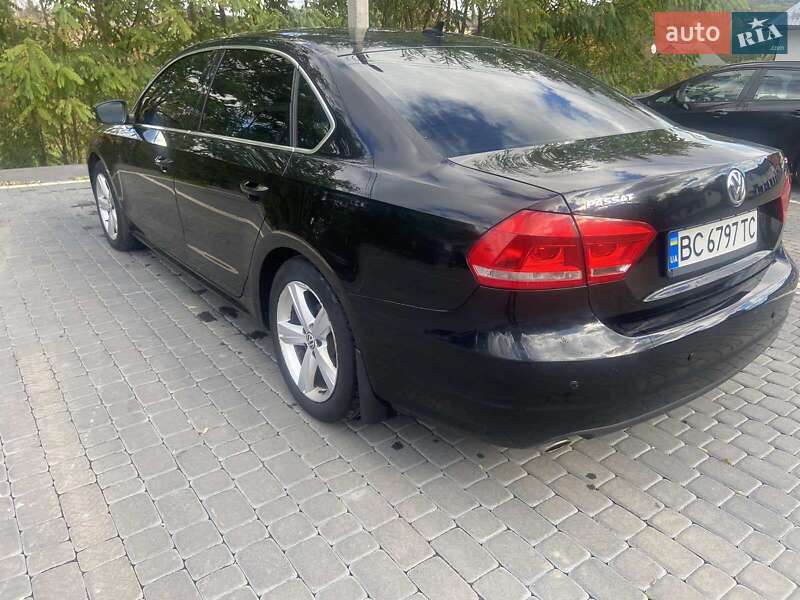 Седан Volkswagen Passat 2013 в Бобрке