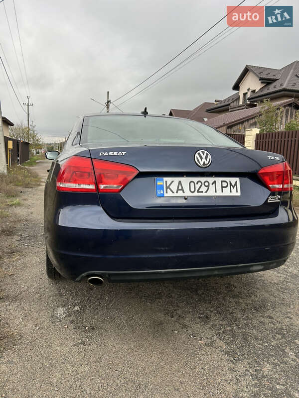 Седан Volkswagen Passat 2015 в Киеве