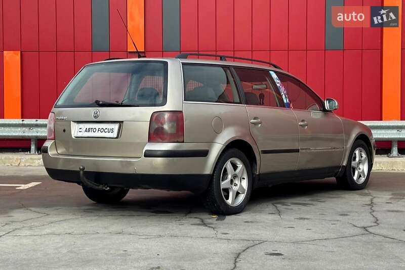 Універсал Volkswagen Passat 2004 в Києві
